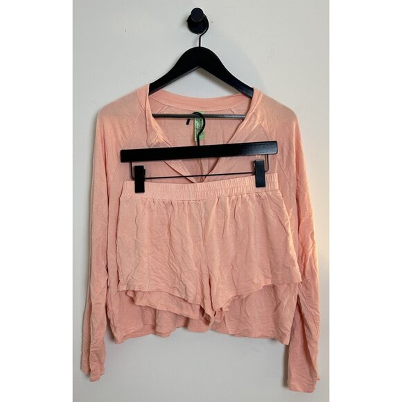 HONEYDEW Long Sleeve and Shorts Pajamas Set in Coral Size Small - Picture 1 of 7